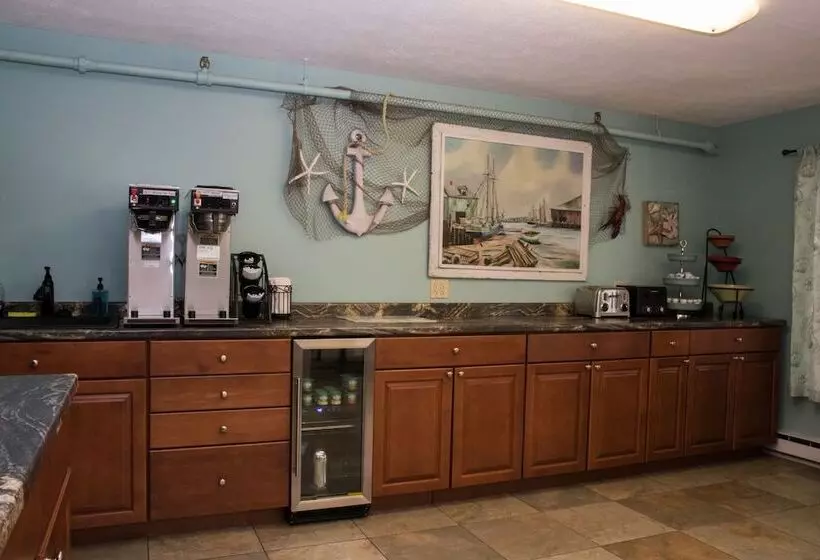 Sea View Motel
