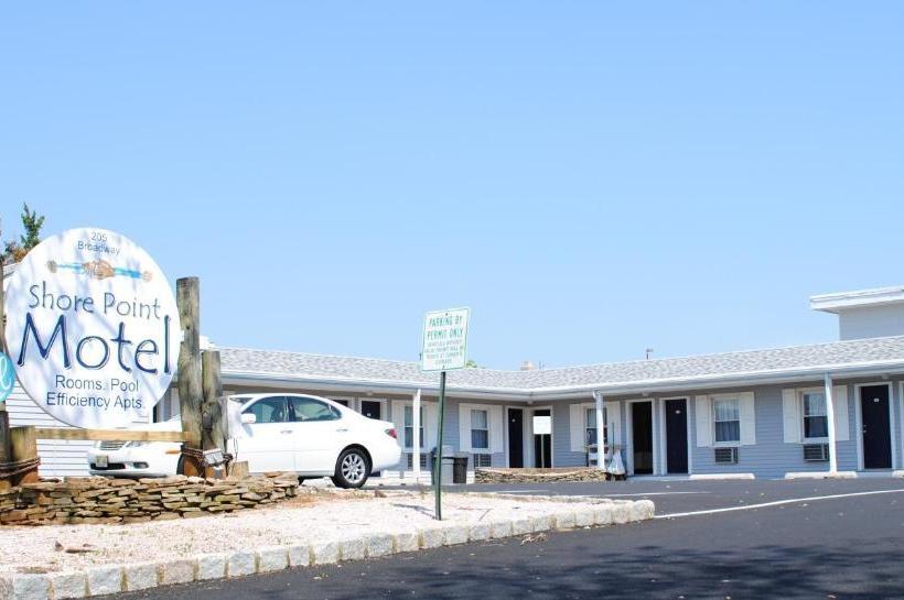 Shore Point Motel