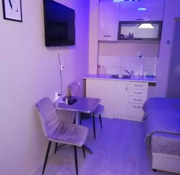 تختخواب و صبحانه Blue Carpet Rooms