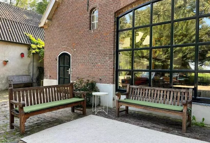 ベッドアンドブレックファースト De Danenberg