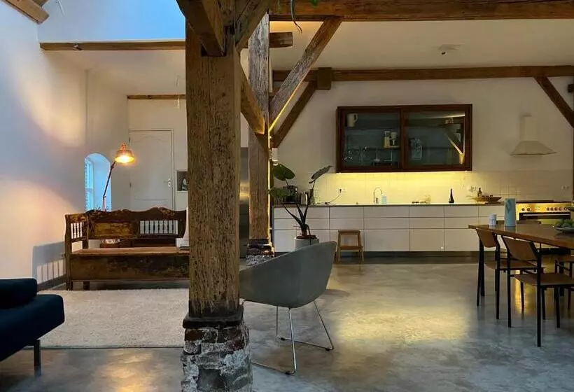 ベッドアンドブレックファースト De Danenberg