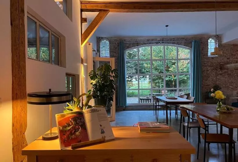 ベッドアンドブレックファースト De Danenberg