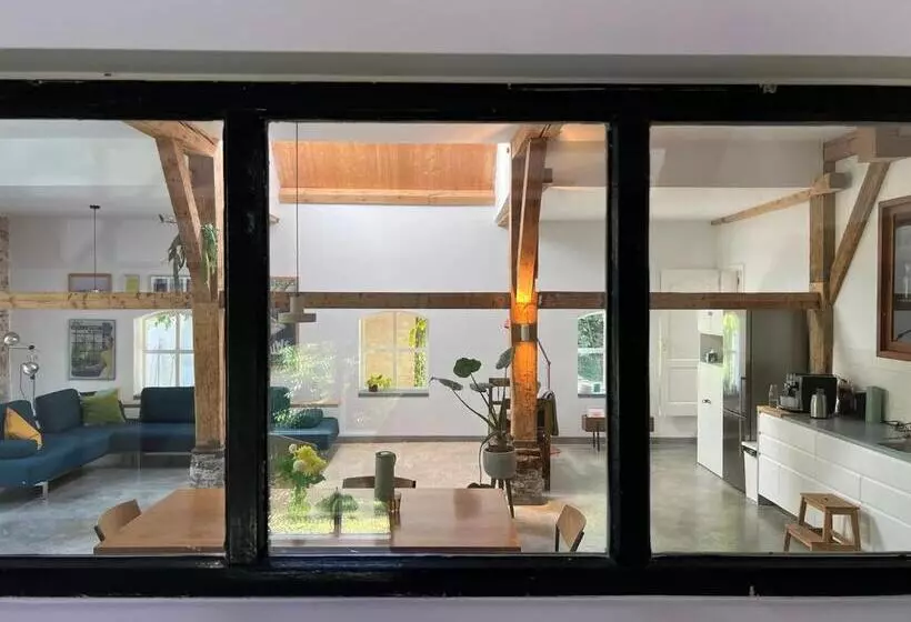 ベッドアンドブレックファースト De Danenberg