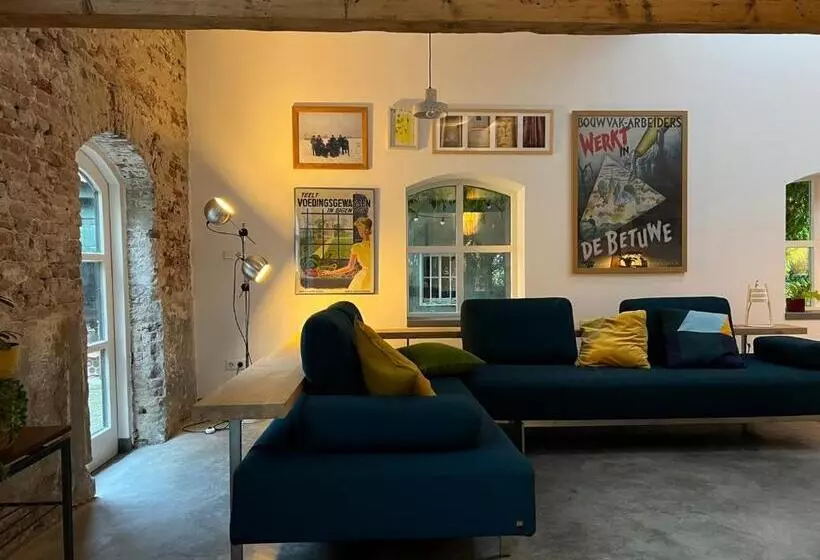 ベッドアンドブレックファースト De Danenberg