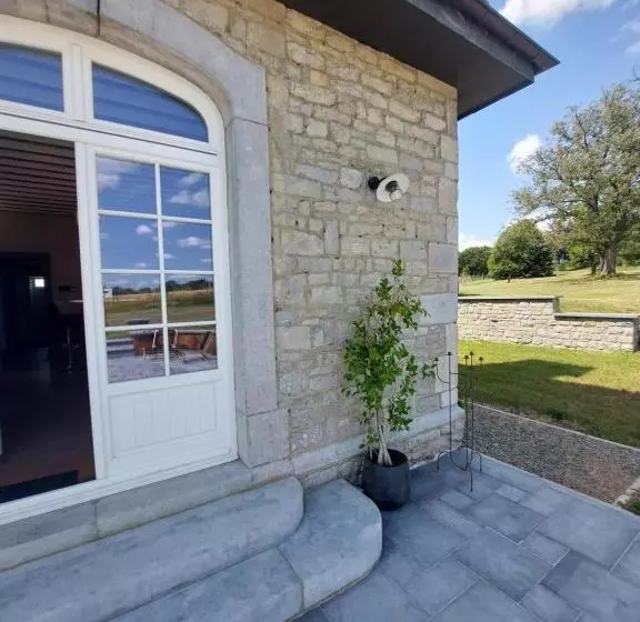 Aamiaismajoitus (B&B) La Ferme De Sotrez