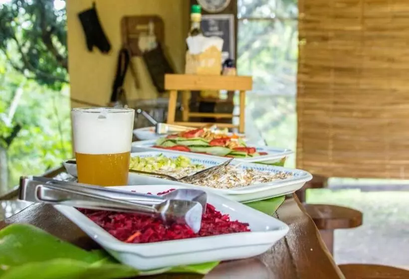 Aamiaismajoitus (B&B) Villa Bem Querer   Camomila