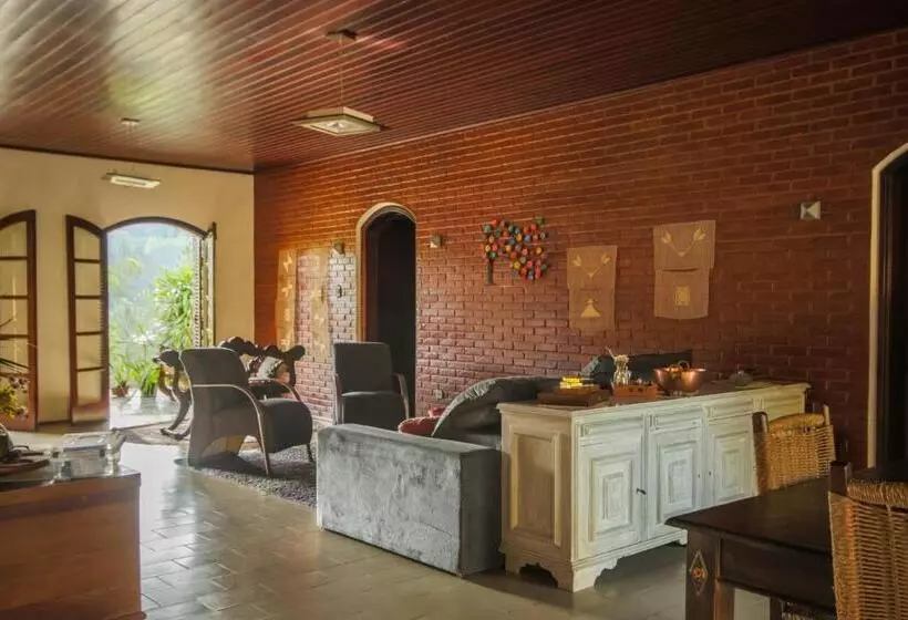 Aamiaismajoitus (B&B) Villa Bem Querer   Camomila