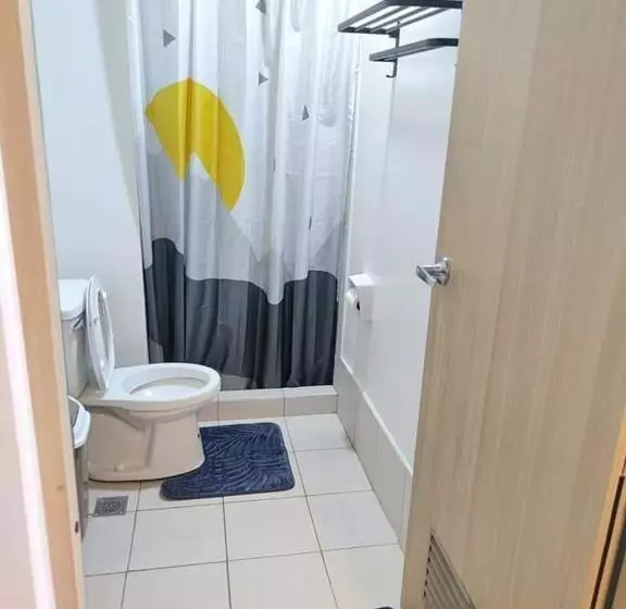 Aamiaismajoitus (B&B) Vine Residences  Cozy 2br With Balcony