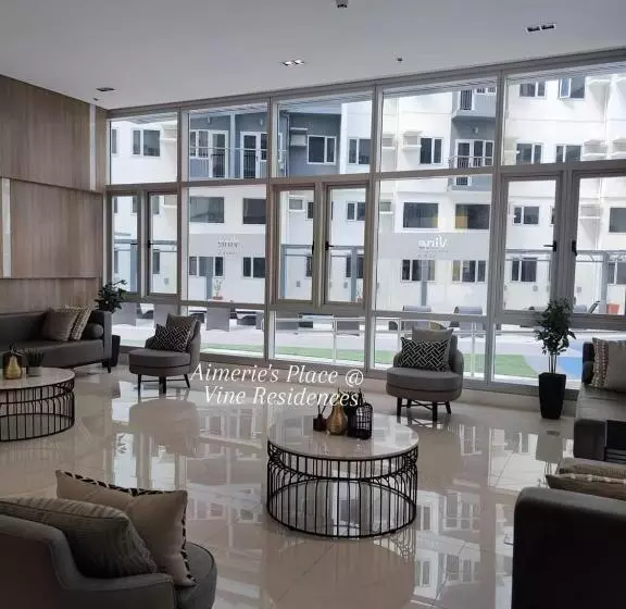 Aamiaismajoitus (B&B) Vine Residences  Cozy 2br With Balcony