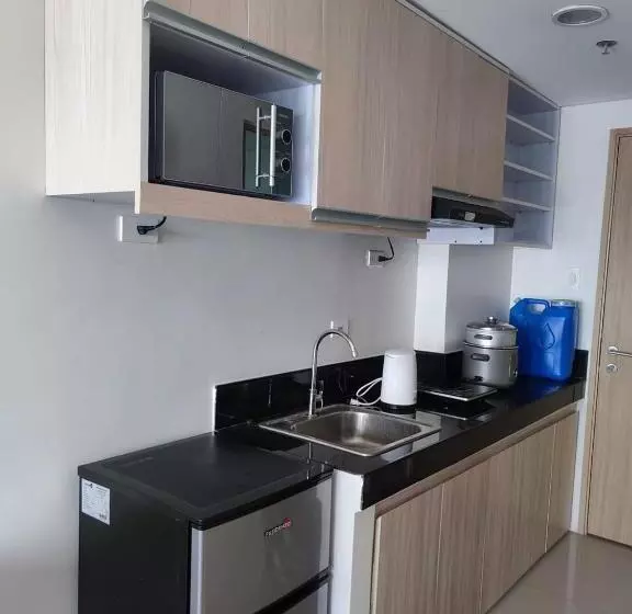 Aamiaismajoitus (B&B) Vine Residences  Cozy 2br With Balcony