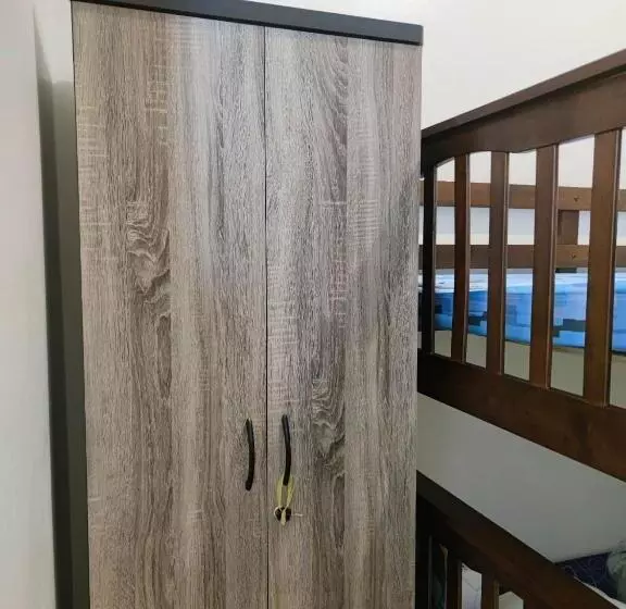 Aamiaismajoitus (B&B) Vine Residences  Cozy 2br With Balcony