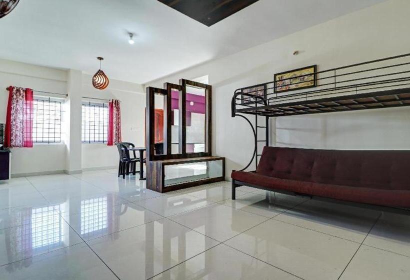 ホテル Colors Stay