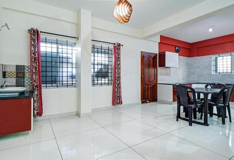 ホテル Colors Stay