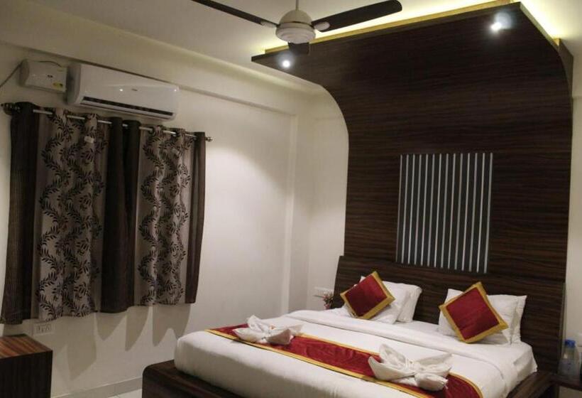 ホテル Colors Stay