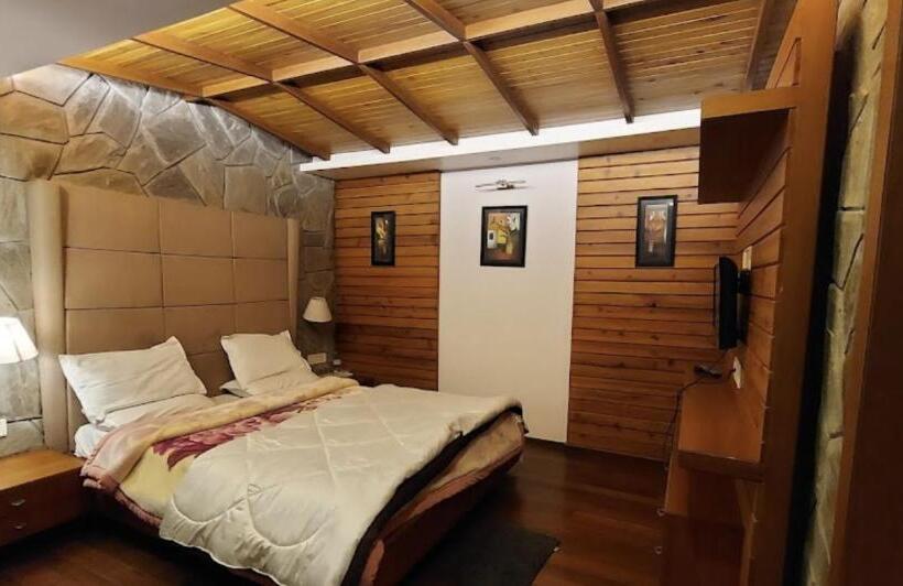 Hotel Darjeeling Astro