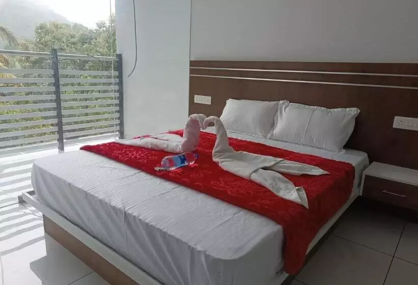 Hotelli Everest Home