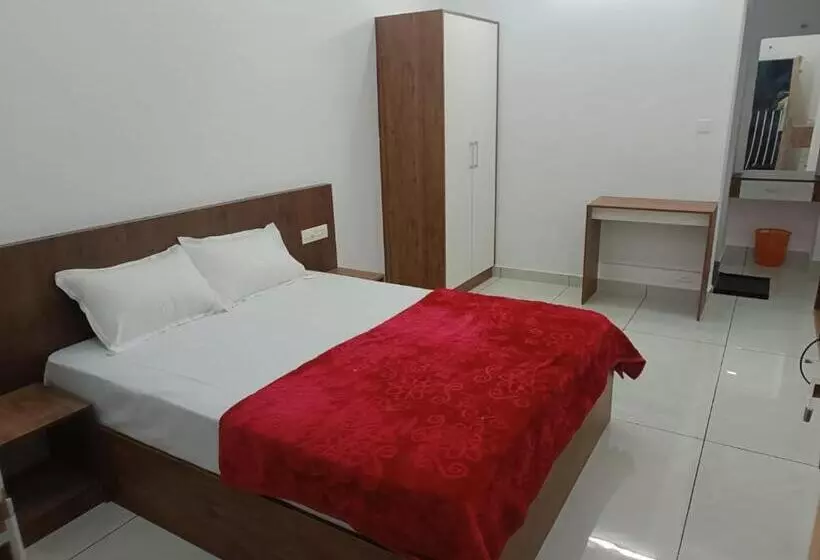 Hotelli Everest Home