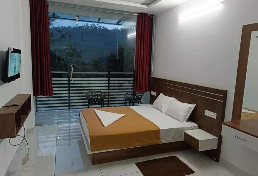 Hotelli Everest Home
