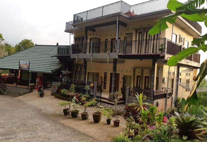 בית מלון כפרי Munduk Hope