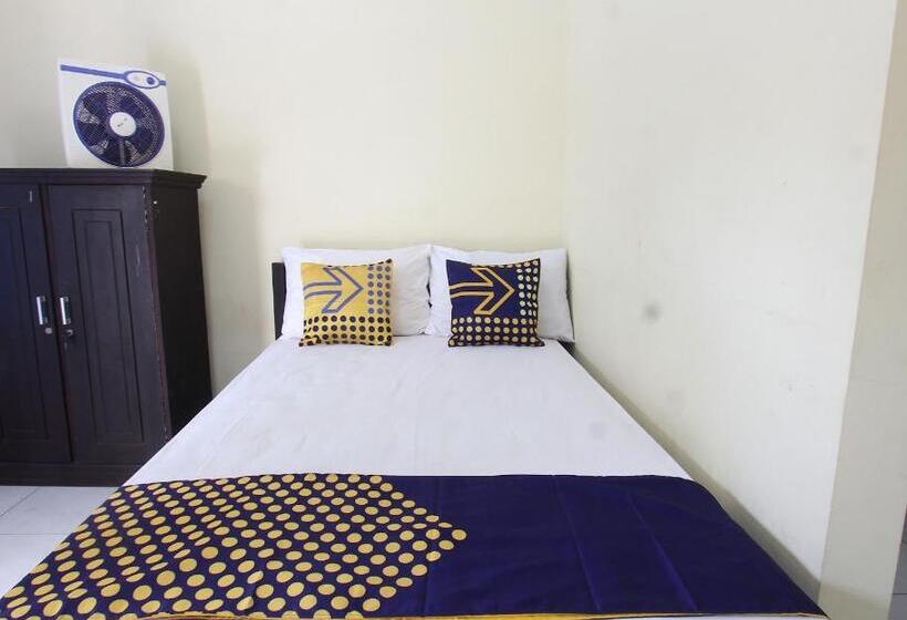 Hotel Oyo Life 93155 Wisma Sarah