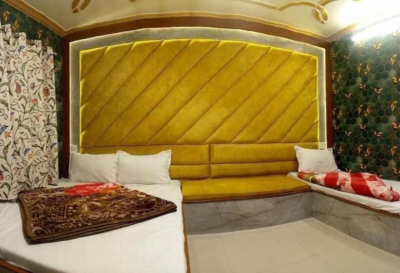 Hotel Rooma Holidays In Heaven