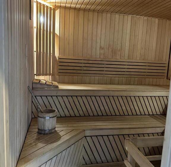 هتل отель Sary Arqa Jeri