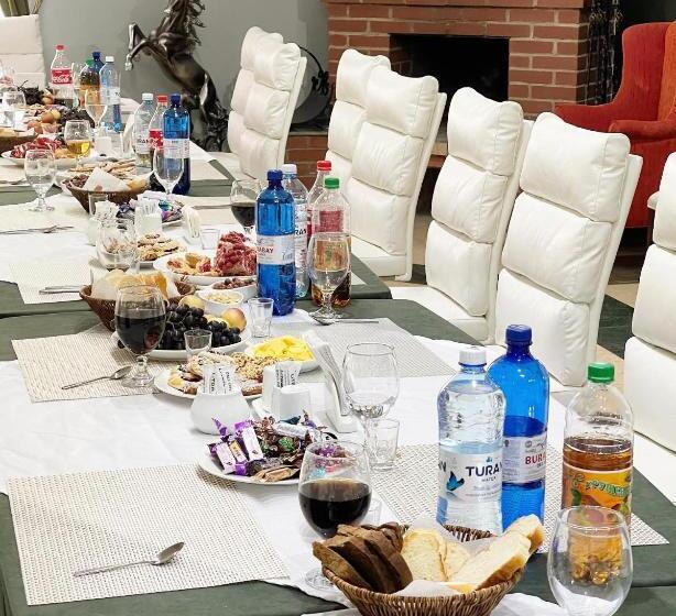 هتل отель Sary Arqa Jeri