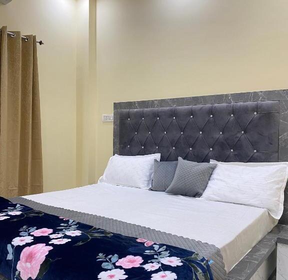 هتل Siya Palace, Rishikesh