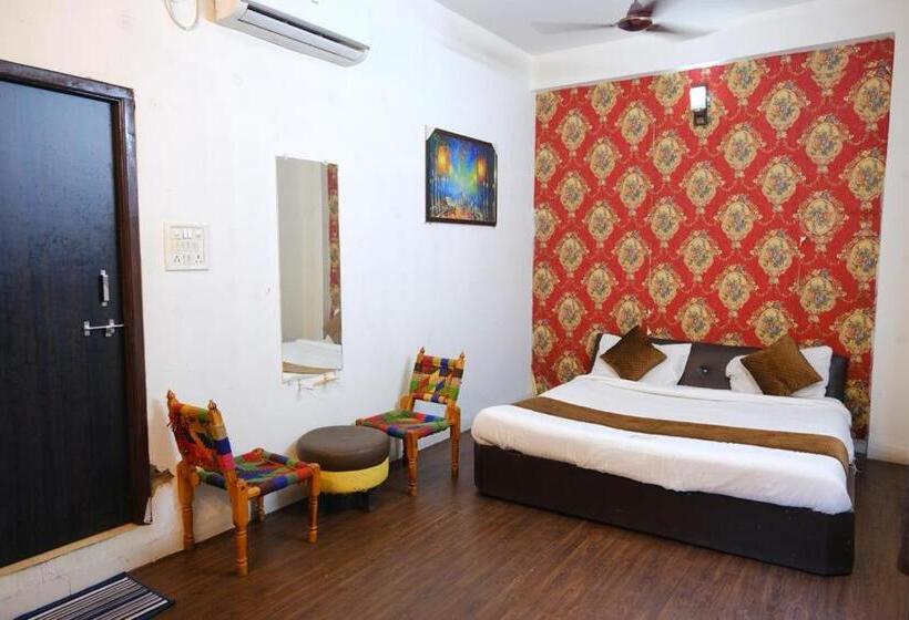 Hotel The Jordan Palace