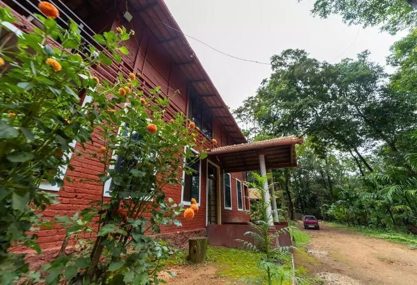 Hotelli Uk Nature Stay