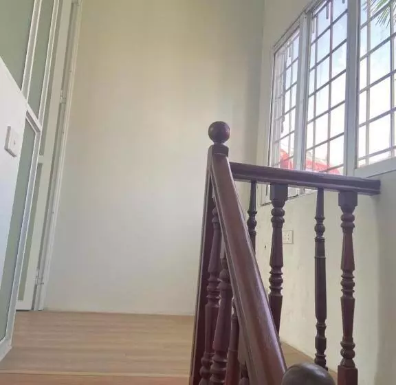 پانسیون Family House