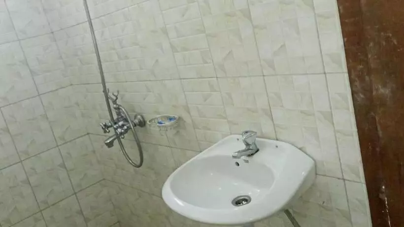 پانسیون Julian S Lake View Guest House