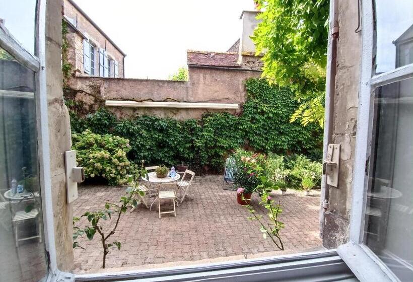 بنسيون Quelques Jours à Noyers Sur Serein