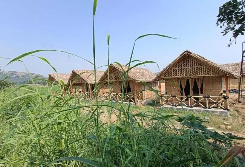 ペンション Rasta Cafe Resort Hampi