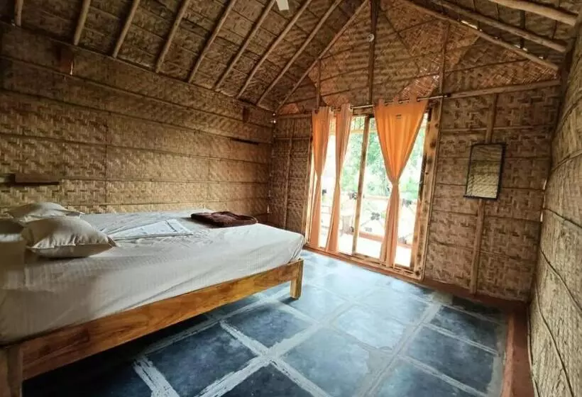 ペンション Rasta Cafe Resort Hampi
