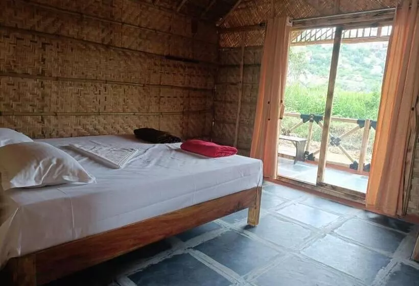 ペンション Rasta Cafe Resort Hampi
