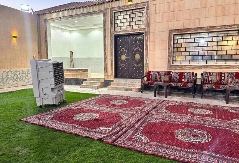 Resort شاليهات ريفا