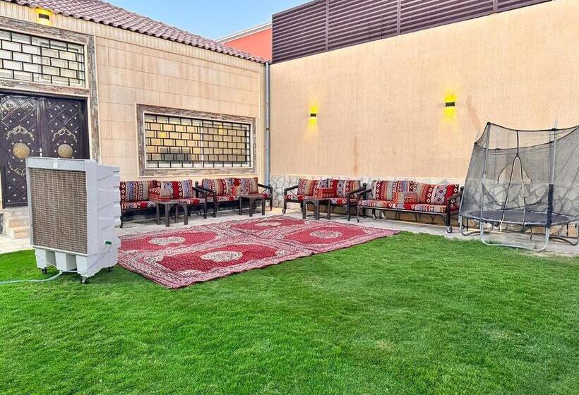 Resort شاليهات ريفا