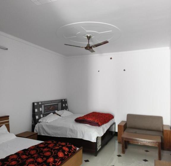 Riddheshwar Palace Hotel & Restaurant