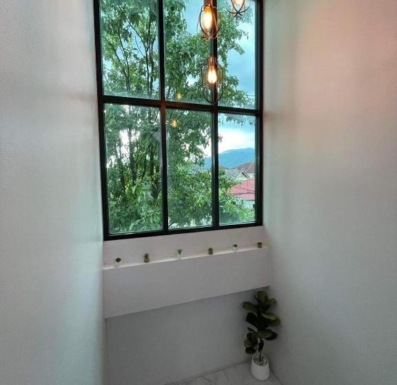 Sky View Home And Hostel Chiangmai