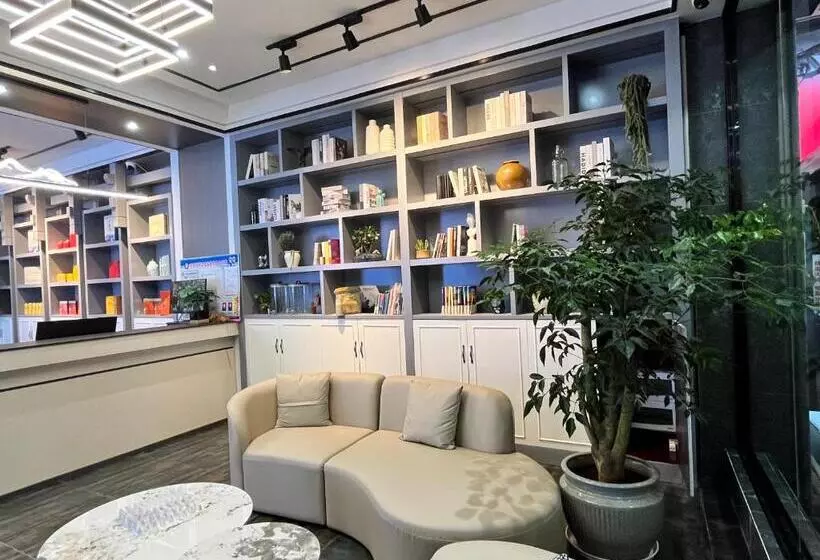 Zhangjiajie Borui Hotel   Tianmen Mountain