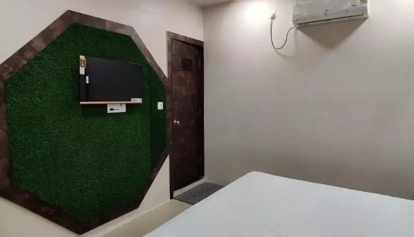 ユースホステル Guruvayur Dham