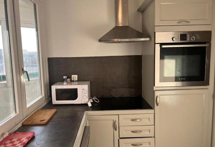 تختخواب و صبحانه Belle Chambre A Evry Proche Gare Rer