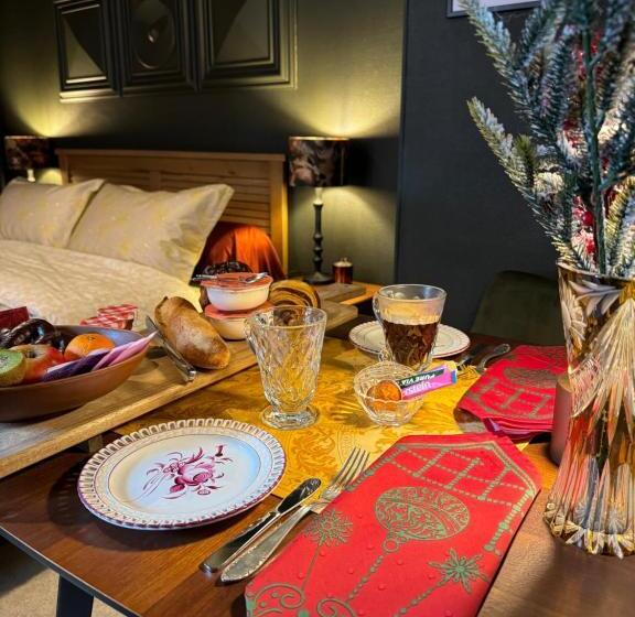 민박 La Chambre Des Trois églises