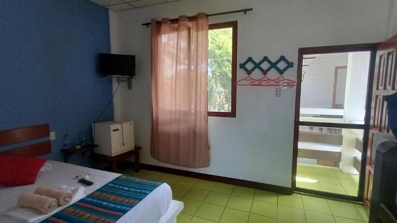 Otel Hosteria El Jardin De Playas