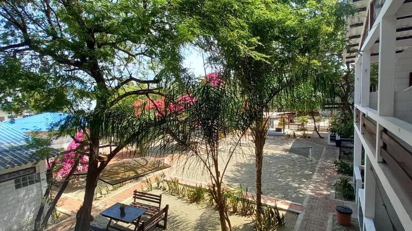 Otel Hosteria El Jardin De Playas