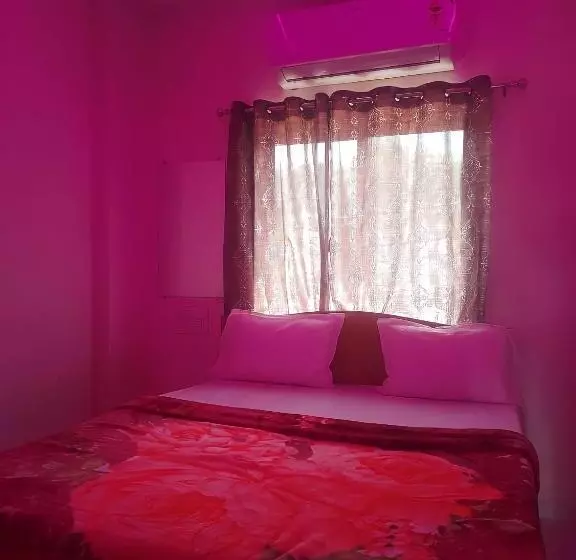 Hotelli Madhav Palace Guest House