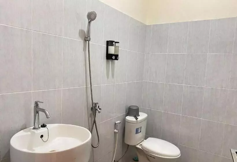 Majatalo Amadeo Guest House