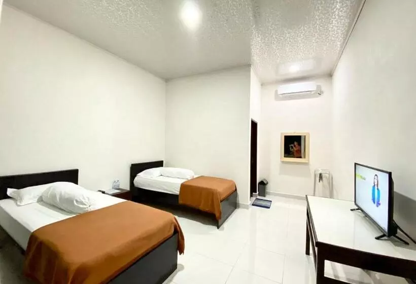 Majatalo Amadeo Guest House