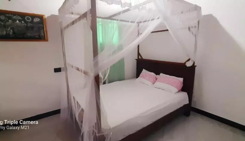 ペンション Dhanuth Guest House